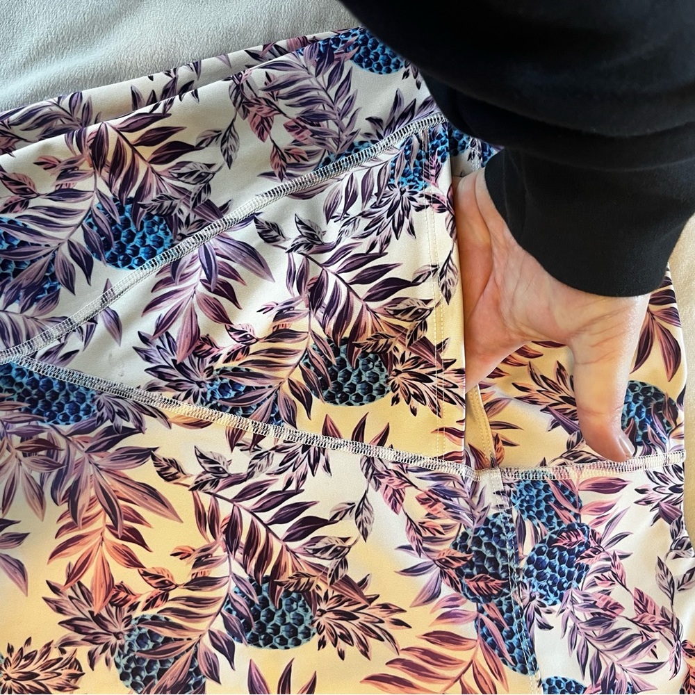 Quick Dry Athletic Shorts Pockets Included XXL Pineapple - Picture 11 of 13